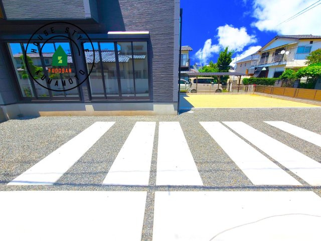 熊本市東区新南部2丁目第1-2棟(2号棟)の駐車場|駐車場になります。