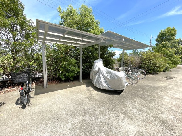 グリーンパーク２の駐車場
