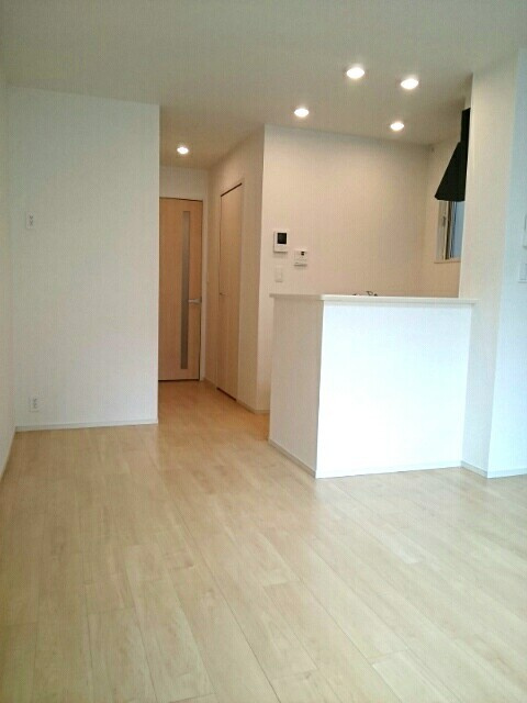 フラン・イソベ　Ⅱの居間・リビング|居室・リビング