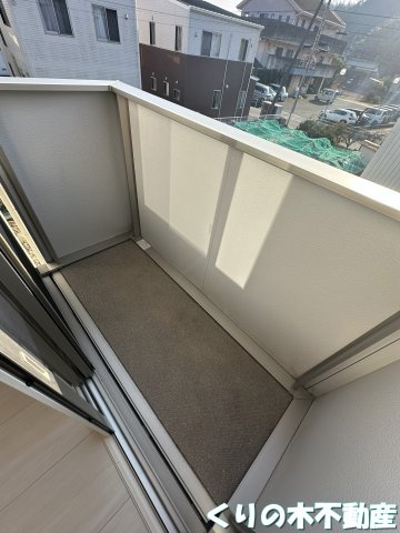 【バルコニー】 | Nefuelt | 陽当たり良好なバルコニーです