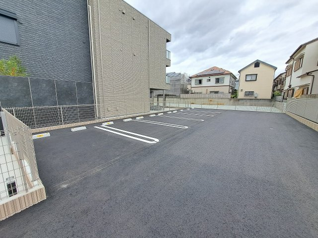 セントリビエ上甲子園の駐車場