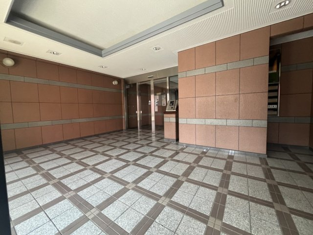 エンゼルハイム大森南のエントランス