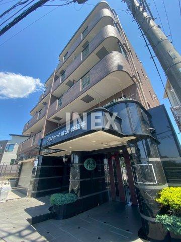 横浜市神奈川区松見町４丁目の賃貸マンションの外観