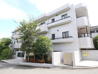セントラルパレス東豊中の外観
