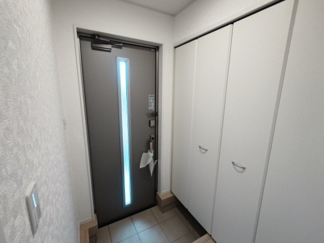 【玄関】 | 伊勢原市下落合　全２棟　新築住宅