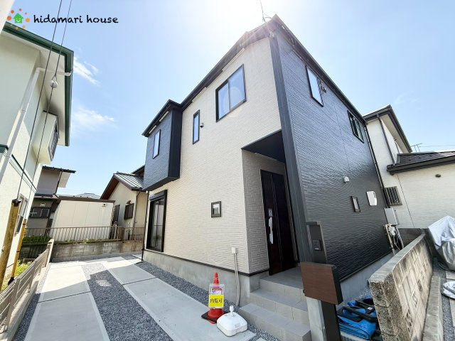 上尾市小泉15期　新築戸建　グラファーレ01の外観