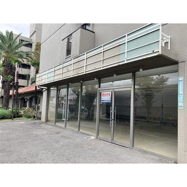 大阪市住之江区北加賀屋５丁目の店舗一部のロビー