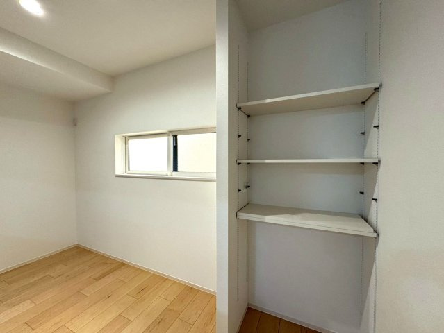 ◆２沿線利用可能◆南向きにつき陽当たり良好◆ウォークインクローゼット付き◆伏見区両替町十一丁目のキッチン|キッチン