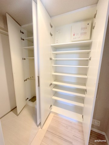 パークアクシス心斎橋　仲介手数料無料の収納