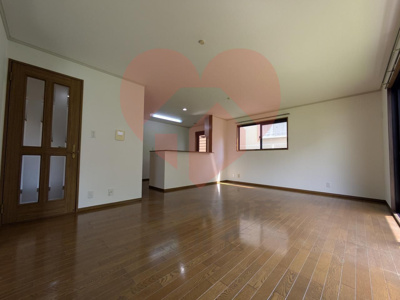 【居間・リビング】 | 豊中市緑丘２丁目戸建