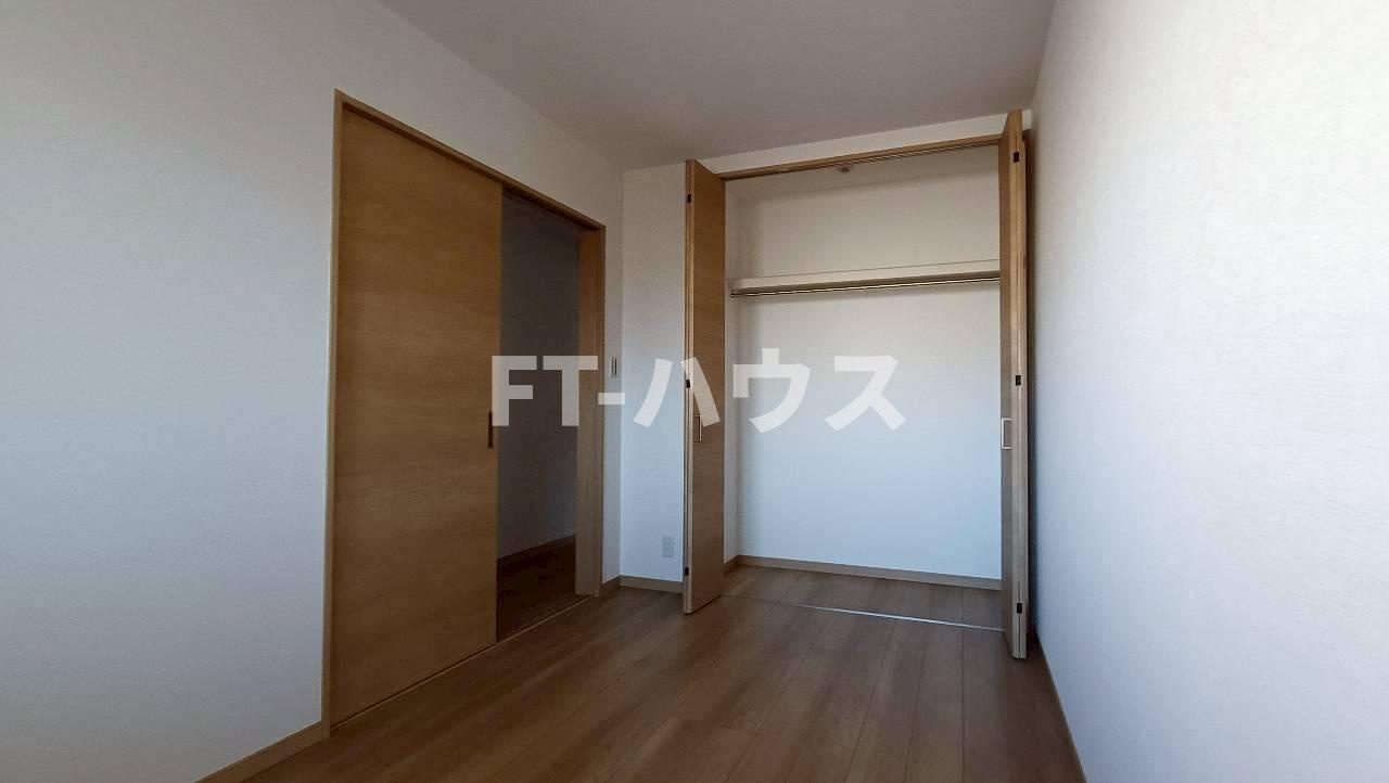 フローリッシュ大久保Ⅱの子供部屋