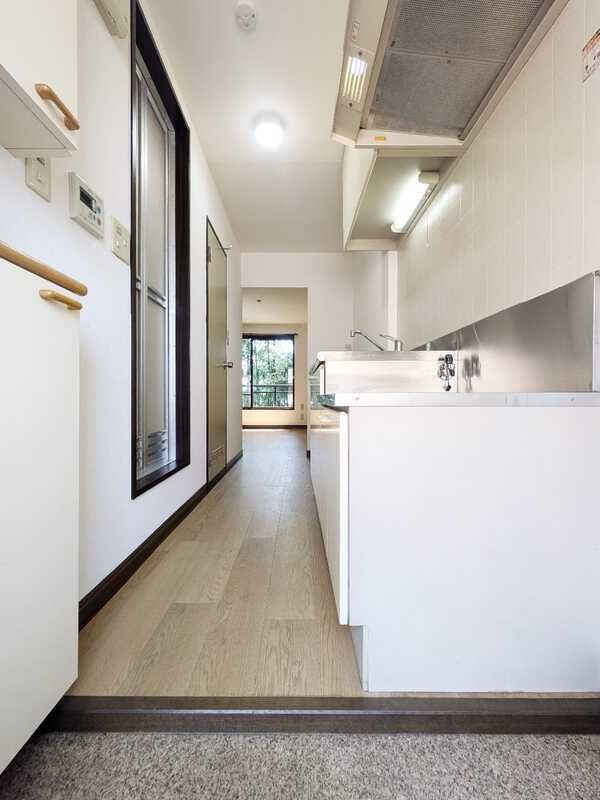 カサベルデクラスの玄関