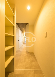 【玄関】 | S-MOVE大阪鶴見 | S-MOVE大阪鶴見　玄関