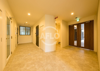 【ロビー】 | S-MOVE大阪鶴見 | S-MOVE大阪鶴見　ロビー