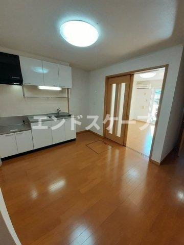 ゴールドグレイス　Ⅲ・Ｂの居間・リビング|高崎、前橋のお部屋探しはエンドスケープまで！お客様の理想お聞かせ下さい♪