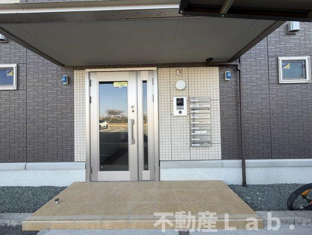 ルガルボニート西熊本のエントランス