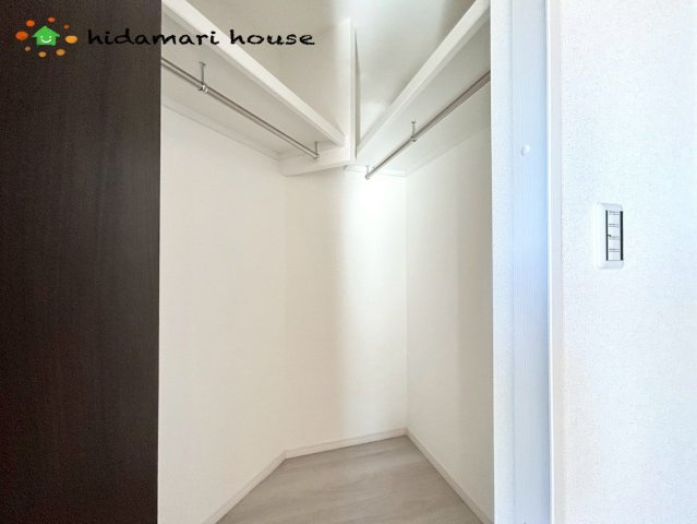 西区高木　新築戸建　Cの収納