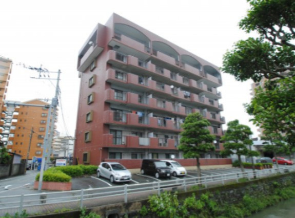 センチュリー中央