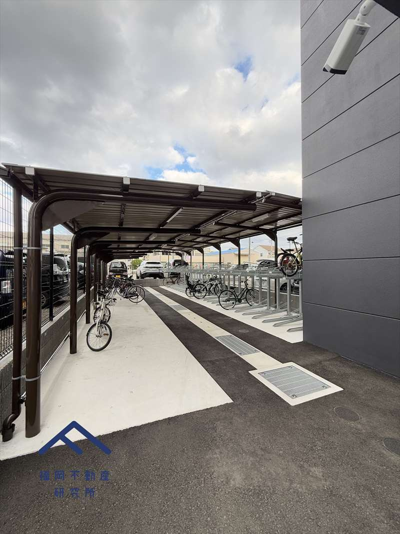 オープンレジデンシア桜並木ガーデンの駐車場