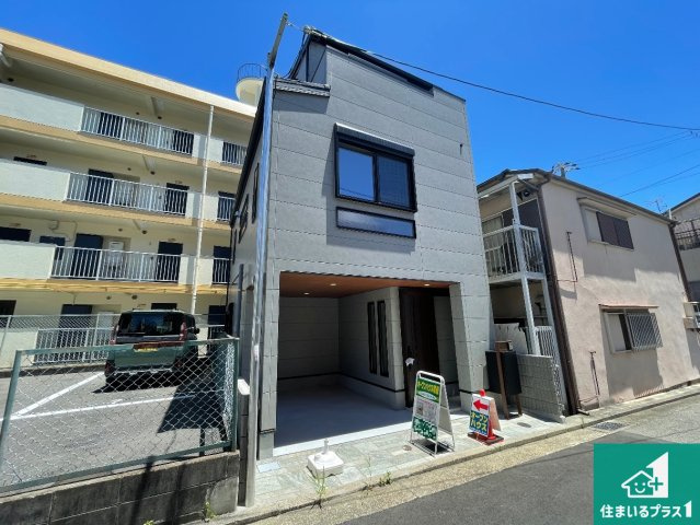 神戸市灘区岸地通　新築一戸建ての外観|お客様に長く安心して住んでいだだける事にこだわった家づくり！住んでからのアフターサービスにもしっかりと取り組んでいます！