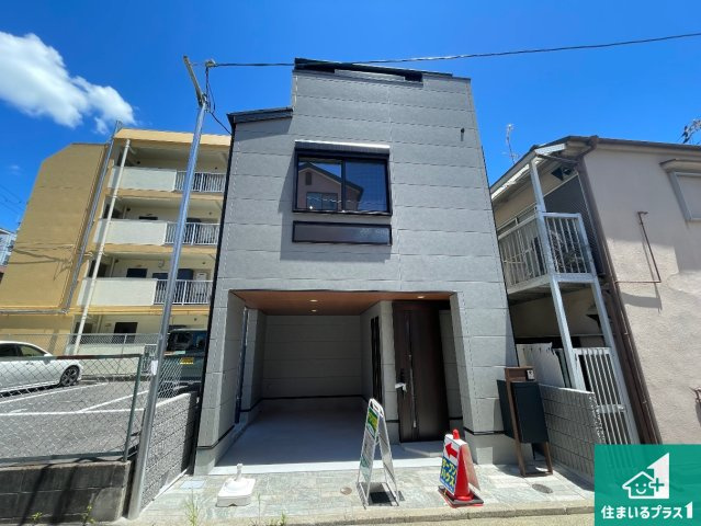 神戸市灘区岸地通　新築一戸建ての外観|お客様に長く安心して住んでいだだける事にこだわった家づくり！住んでからのアフターサービスにもしっかりと取り組んでいます！