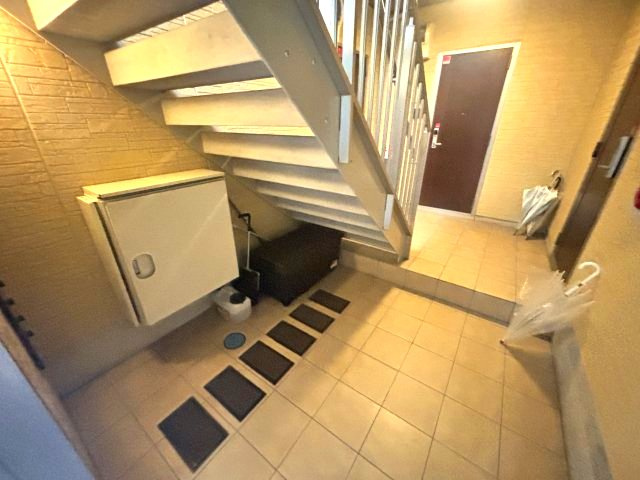 モアレ森南のロビー