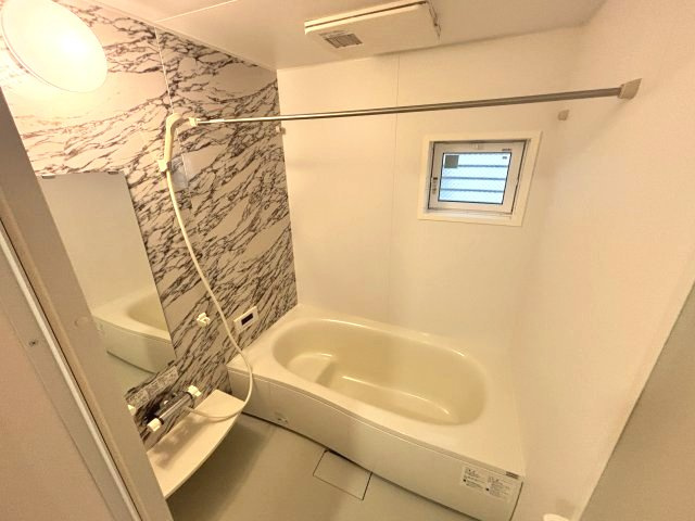 モアレ森南の浴室