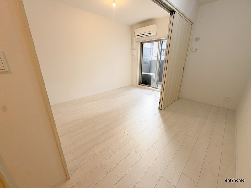 リヴェント玉造　仲介手数料無料の寝室