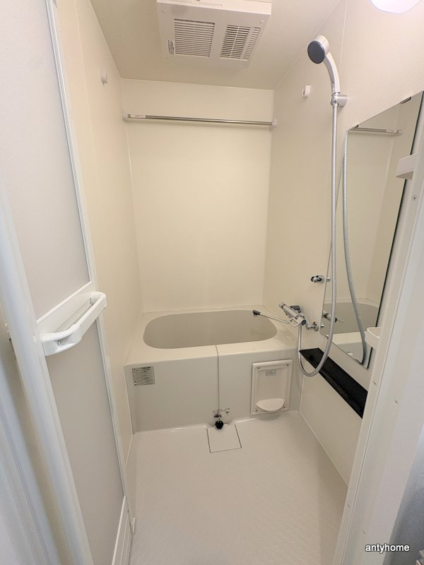 リヴェント玉造　仲介手数料無料の浴室