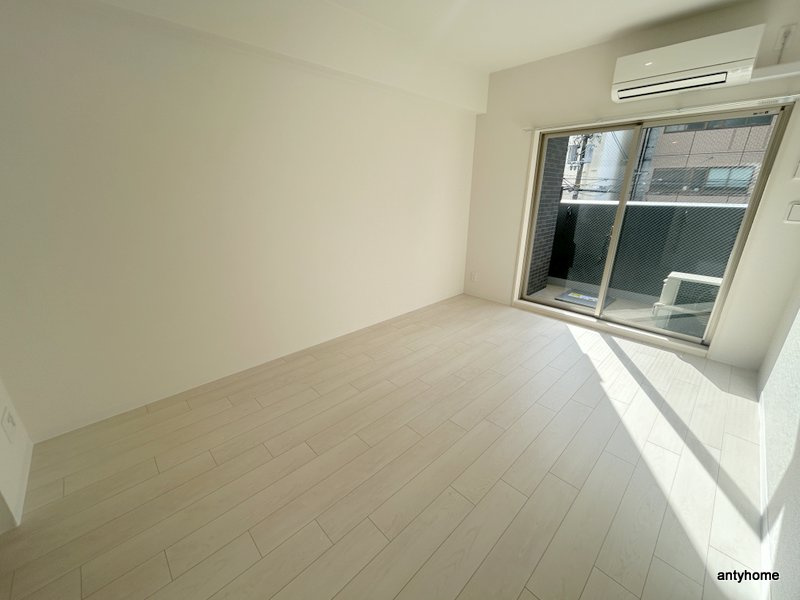 リヴェント玉造　仲介手数料無料の寝室