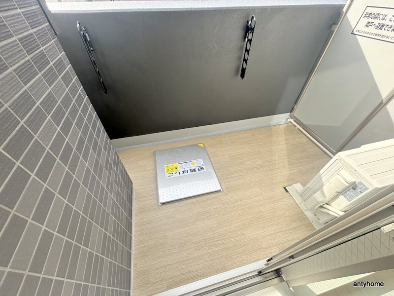 リヴェント玉造　仲介手数料無料のバルコニー