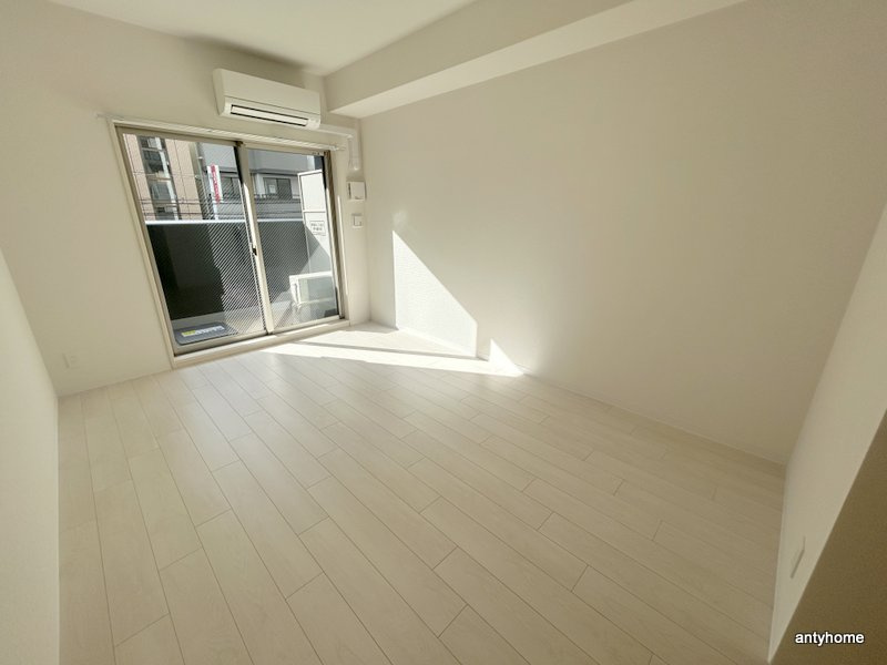 リヴェント玉造　仲介手数料無料の洋室