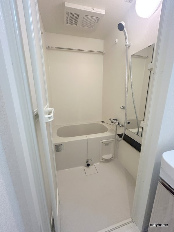 リヴェント玉造　仲介手数料無料の浴室