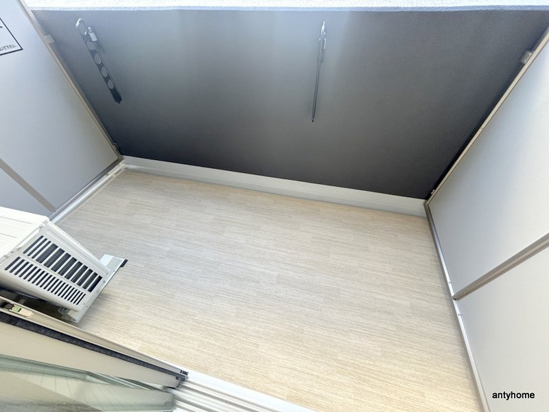 リヴェント玉造　仲介手数料無料のバルコニー