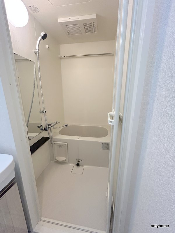 リヴェント玉造　仲介手数料無料の浴室