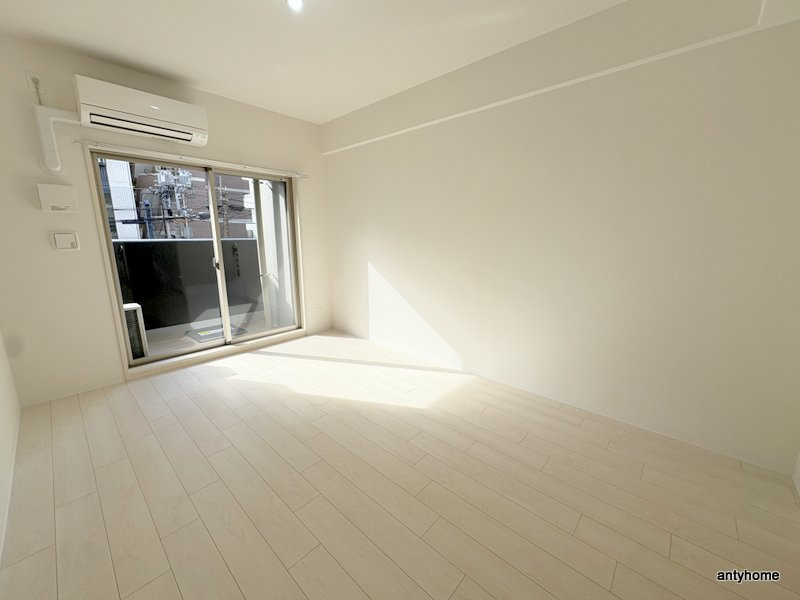 リヴェント玉造　仲介手数料無料の寝室