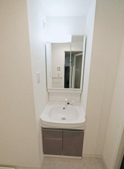 中野区弥生町４丁目の賃貸マンションの洗面所