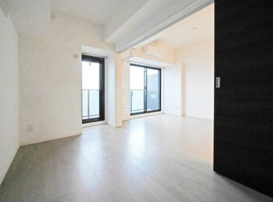 中野区弥生町４丁目の賃貸マンションの居間・リビング