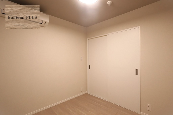 西つるみコーポの洋室