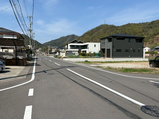 【商談中】リーブルガーデン　岐阜市日野南3丁目　全1区画分譲の前面道路含む現地写真|■前面道路　■ヤマダ不動産　株式会社リライフ　
■夢のマイホーム購入をフルサポートします！