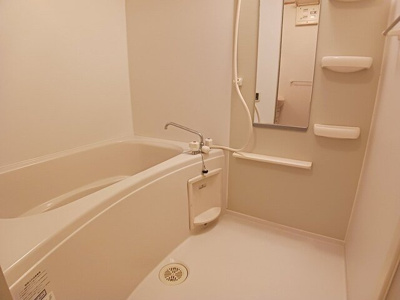 【浴室】 | グレイスフルフィールドⅥ | ゆったり過ごせるお風呂です