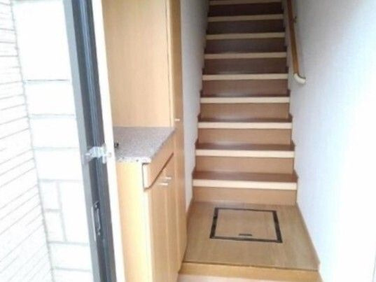 ファミリエ－ルの玄関|きれいな玄関です