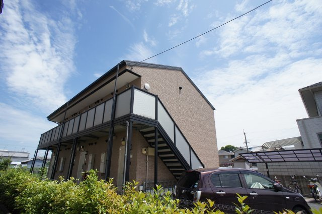 天理市勾田町のアパート