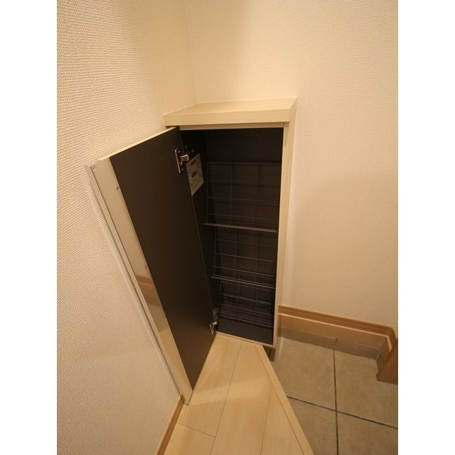 アムール南千住の玄関