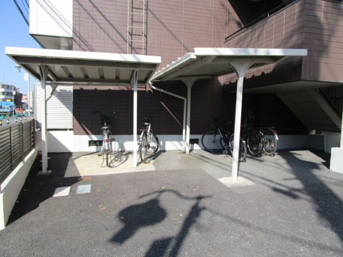 サザンクロスハイムの駐車場