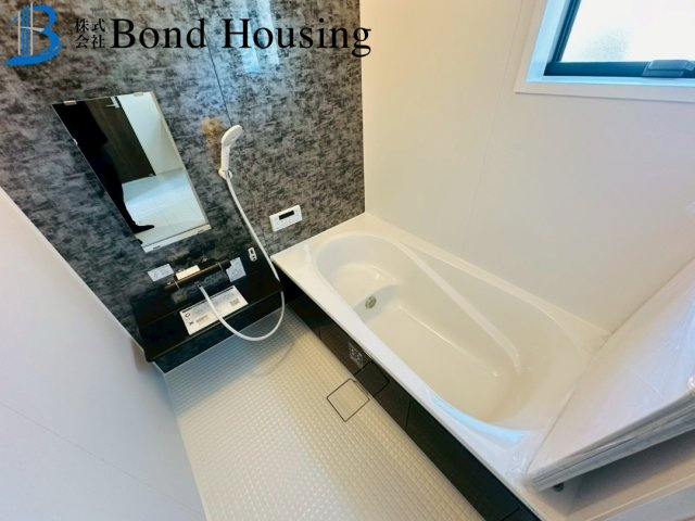 長期優良住宅　糀台1丁目　新築2区画　1号棟の前面道路含む現地写真