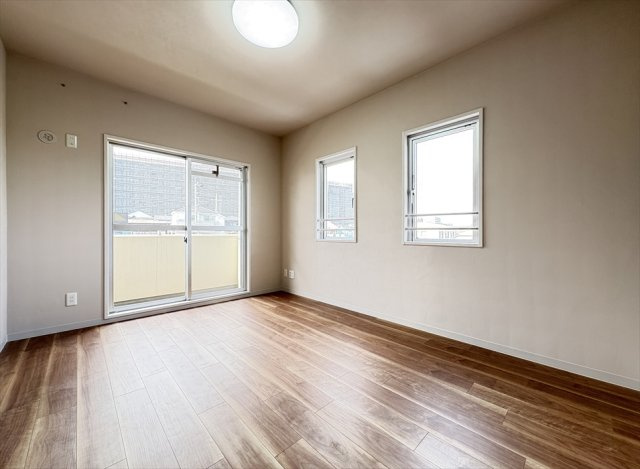 【洋室】 | シャレール新座　(志木本店) | 洋室6帖(北西側)