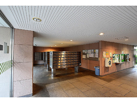 ウィンザーハイム南砂のエントランス