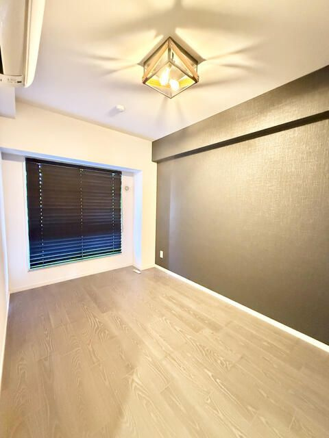 ウィンザーハイム南砂の洋室