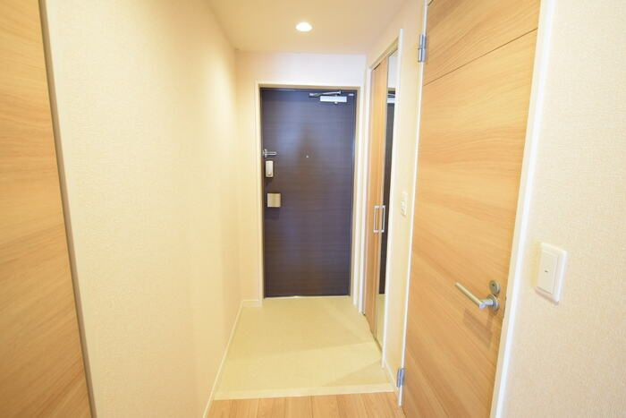 神戸Harborside　萬利Residenceの玄関